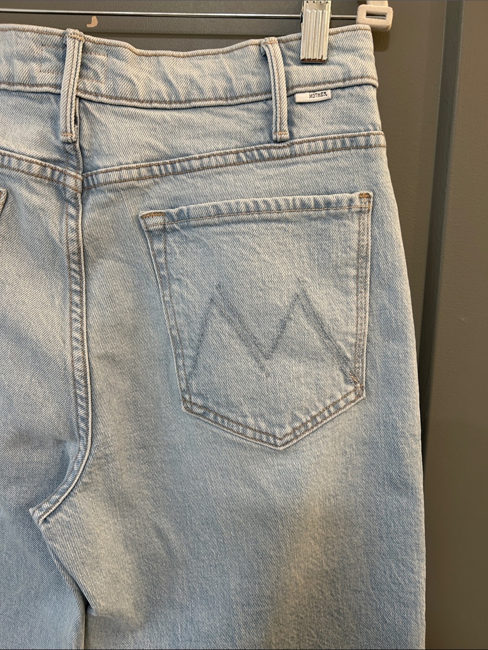 MOTHER Lil Hustler Roller Skimp Fray Bring The Cooler Wide Leg Frayed Hem Jeans - Picture 3 of 5
